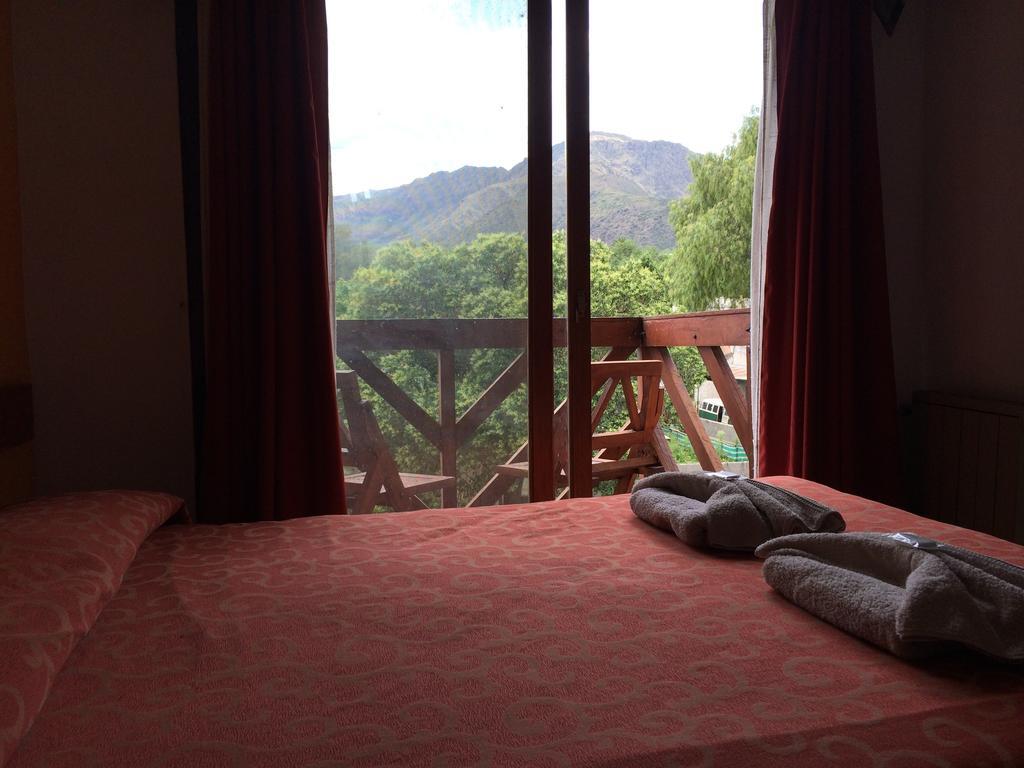 Hotel Kuntur Capilla del Monte Habitación foto